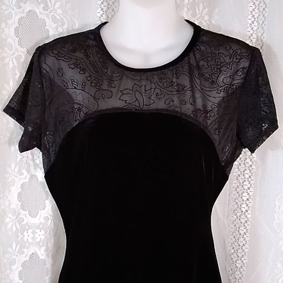 Connected Velvet Women's Dress Size 6 - Picture 2 of 11